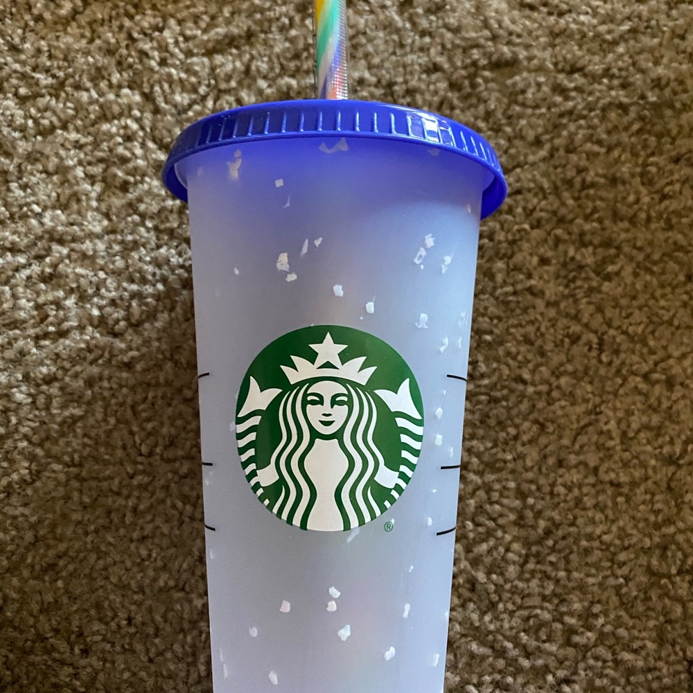 Starbucks color changing cups - Picture 7 of 13